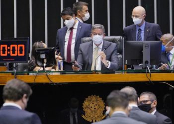 PEC Emergencial: Câmara conclui votação e auxílio pode ser pago logo