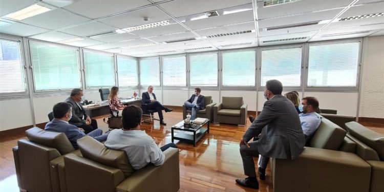 Presidente da Alerj ouve prefeitos sobre a antecipação de feriados