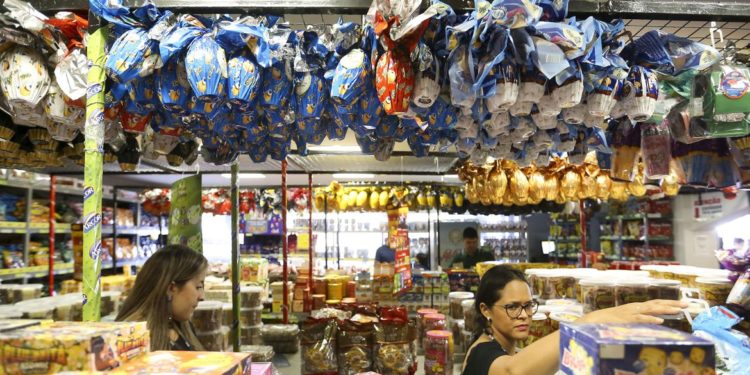 Pandemia afeta venda de chocolates, pescados e a hotelaria na Páscoa