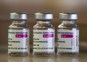 Covid-19: Fiocruz vai entregar 5 milhões de doses da vacina na sexta