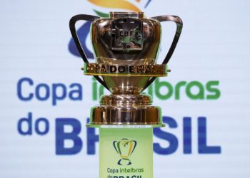 Vasco e Tombense decidem vaga na terceira fase da Copa do Brasil