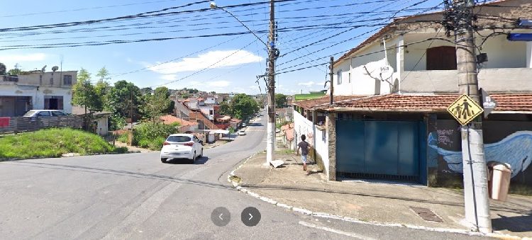 Jovem é assassinado na porta de casa no Cabral em Resende