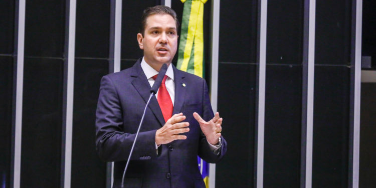 Projeto de Lei determina que óbito de profissionais da saúde por covid-19 seja considerado acidente de trabalho
