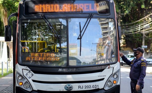 Maio Amarelo: Barra Mansa firma parceria com empresas de ônibus para conscientização no trânsito