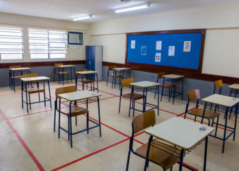 Escolas da Rede Estadual voltam em sistema de ensino híbrido em 17 cidades, 4 são da região Sul Fluminense