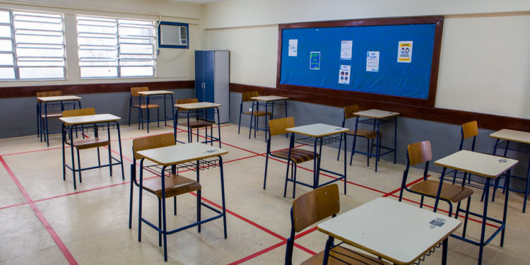 Escolas da Rede Estadual voltam em sistema de ensino híbrido em 17 cidades, 4 são da região Sul Fluminense