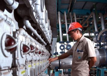 Confiança da indústria aumenta 4,8 pontos em maio