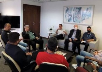 Deputado Marcelo Cabeleireiro fiscaliza Detran de Barra Mansa
