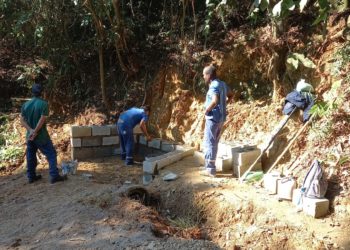 Água fresca nas estradas rurais de Barra Mansa