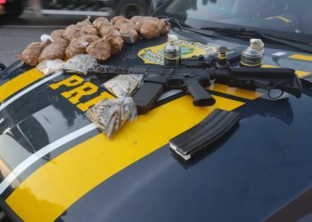 PRF prende homem com fuzil, granada, munição e cocaína em Barra Mansa