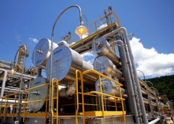 Cláudio Castro apresenta programa de reindustrialização do estado a partir do gás natural