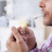 Consumo de cigarro aumenta na pandemia e preocupa especialistas