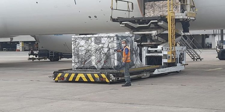 Fiocruz entrega mais 6,1 milhões de vacinas contra a covid-19