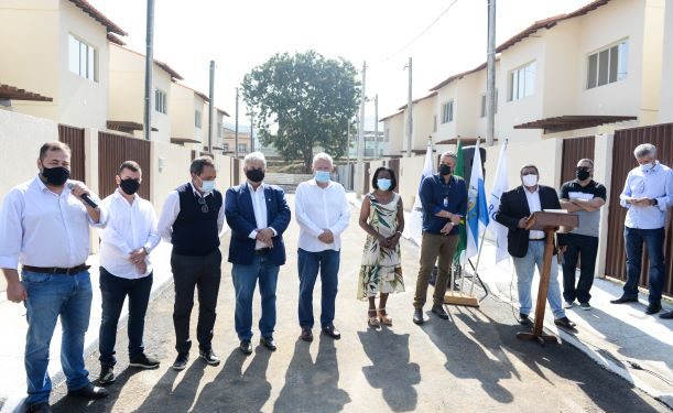 Barra Mansa entrega casas do Pátio de Manobras