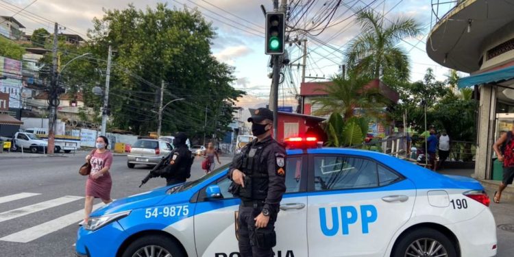 Pesquisa vai investigar racismo nas abordagens policiais no Rio