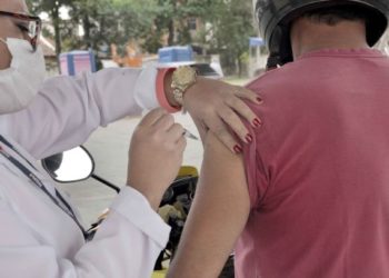Covid-19: Barra Mansa imuniza munícipes pela primeira vez com a vacina da Janssen
