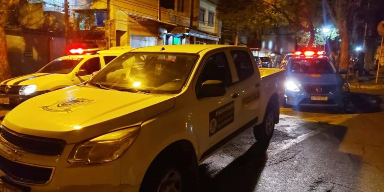 Força-tarefa fiscaliza 18 bairros em VR e fecha comércio por irregularidades