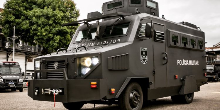 Novo blindado vem equipado com câmeras para filmar operações