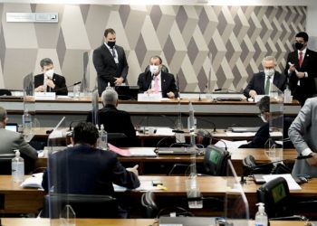 CPI convoca deputado Ricardo Barros e ex-diretor da Saúde