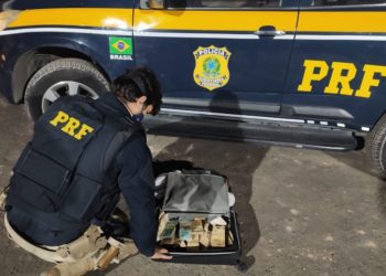 PRF apreende mais de R$ 130 mil sem procedência