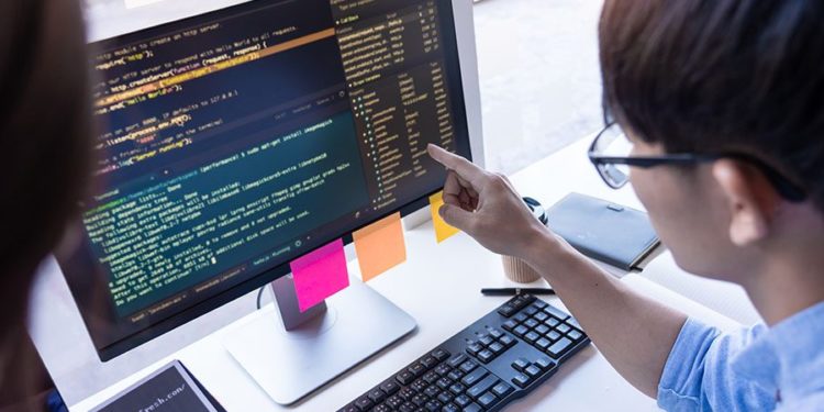 Carreira de programador é uma das mais promissoras em 2021