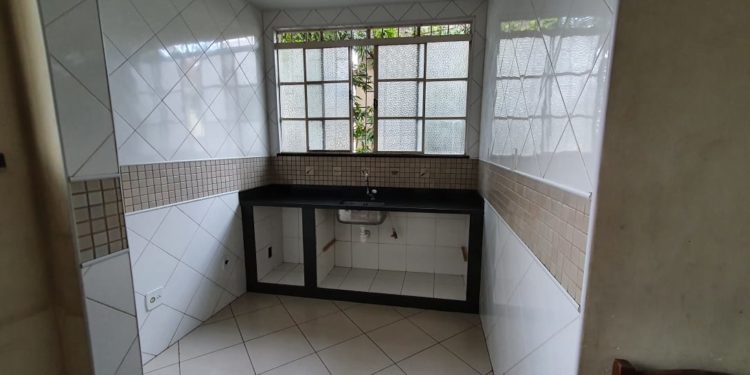 Venda de casa no Centro de Barra Mansa