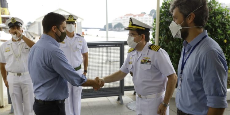 Inea e Capitania dos Portos firmam acordo para proteger a Baía de Ilha Grande