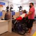 Pessoas com deficiência têm direito a isenção de taxas para carteiras de habilitação e de identidade