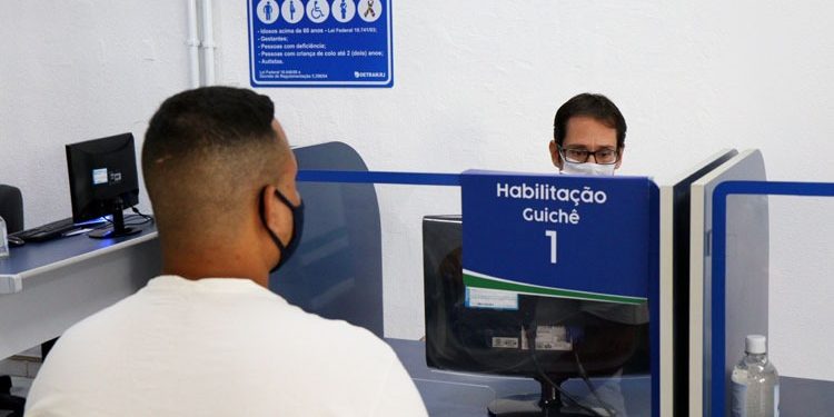 Mutirão do Detran.RJ oferece 7,5 mil vagas neste sábado