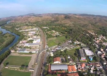 Ednardo flexibiliza horários de alguns seguimentos do comércio em Pinheiral