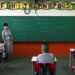 Covid-19: escolas reiniciam ensino presencial em nove estados