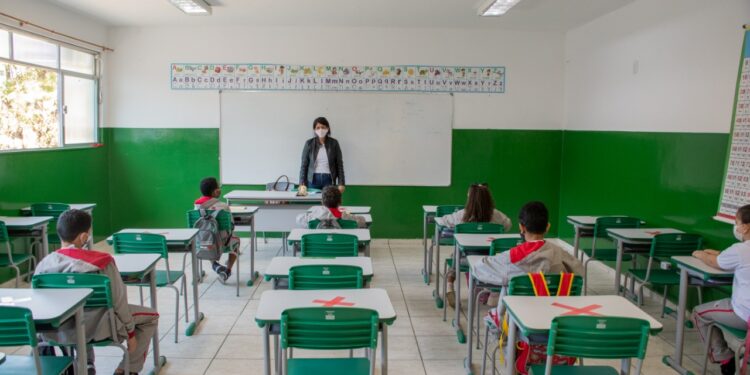 Porto Real retoma aulas presenciais na Rede Municipal de Ensino