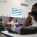 Vacinar adolescentes torna mais seguro retorno às aulas, diz Fiocruz