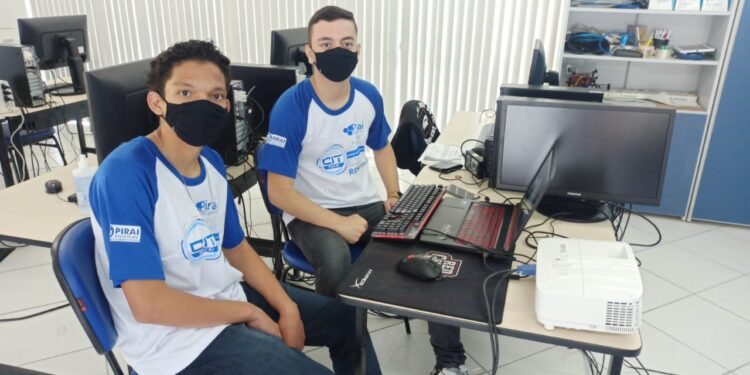 Equipe de Piraí fica em segundo lugar na etapa estadual da Olimpíada Brasileira de Robótica