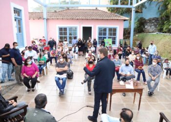 Secretaria de Estado de Turismo entrega Carteira Nacional do Artesão para profissionais de Piraí