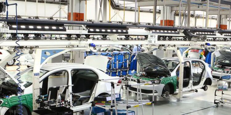 Vendas de automóveis têm queda de 8,4% em julho comparado a 2020