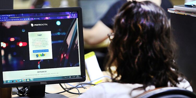 Detran.RJ lança Posto Digital e começa a fornecer serviços e consultas pelo site