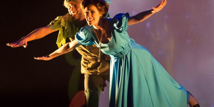 “Peter Pan” em formato drive-in e on-line no Diversão em Cena ArcelorMittal