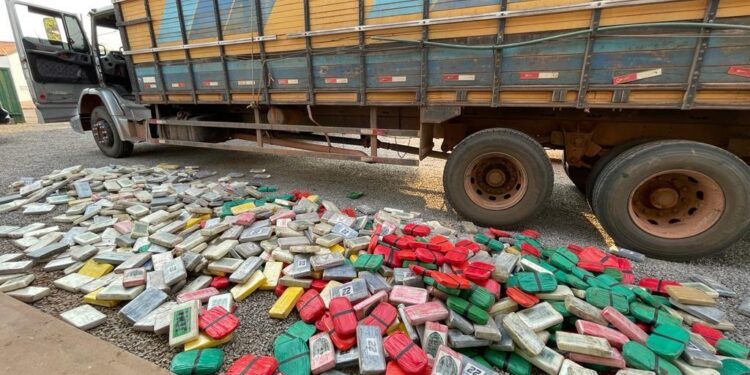 Gefron apreende 1 tonelada de cocaína pura avaliada em R$ 26 milhões