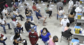 Barra Mansa aplica segunda dose agendada e dose de reforço nesta terça-feira