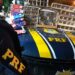 PRF resgata mais de 50 pássaros silvestres e prende homem por crime ambiental em Três Rios