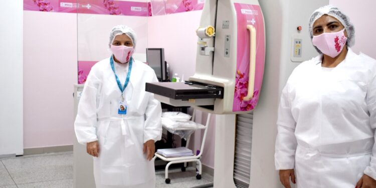 Tutuca inaugura o 1° mamógrafo da história de Piraí