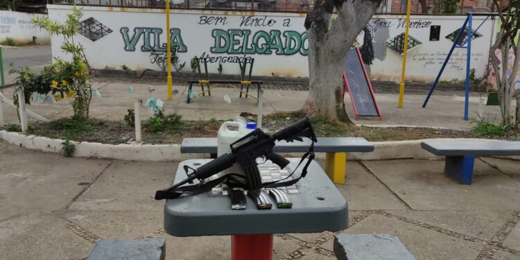 PM apreende segundo fuzil em menos de 24 horas em Barra Mansa