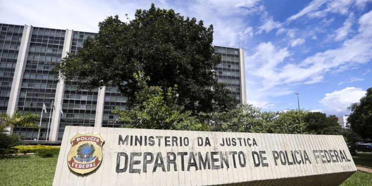 PF prende ex-deputado do Amapá em operação contra o tráfico de drogas