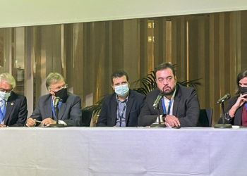 Governador apresenta oportunidades de negócios para empresários espanhóis