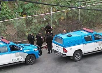 Vídeo do ‘rato do esgoto’ sendo preso após atirar contra a PM em Barra Mansa viraliza