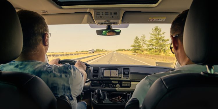 Dicas para uma viagem segura durante o feriado