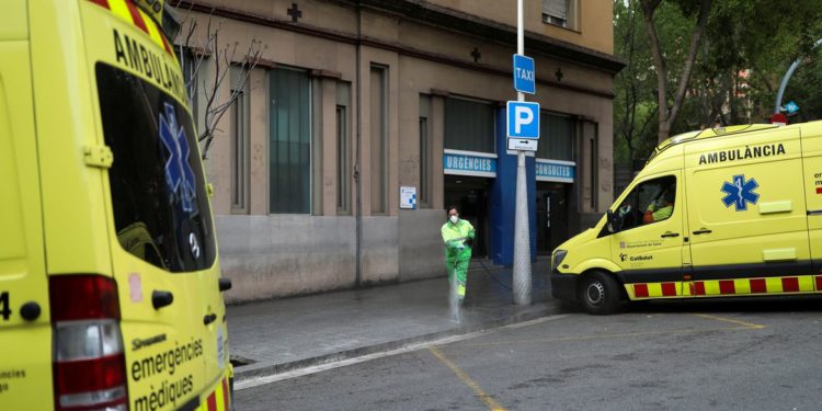 Covid-19: Espanha tem quase 50 mil novos casos, valor diário mais alto
