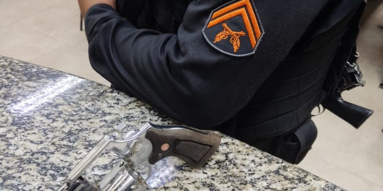 Chefe do tráfico é preso com arma depois de tentar matar homem na Vila Maria
