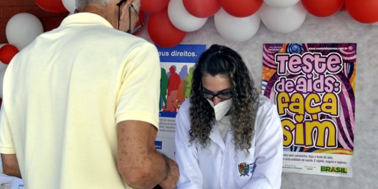 Dezembro Vermelho: Barra Mansa intensifica ações de combate à Aids